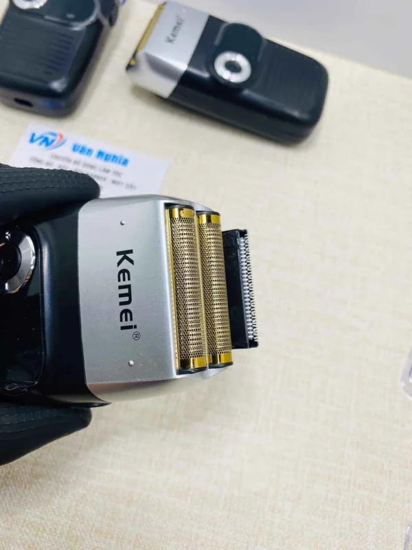 Rasoir electrique KEMEI 2026