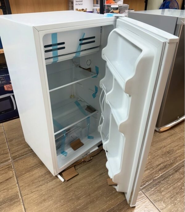 Maxi Bar Marque Midea 92L Blanc Maxi Bar Marque Midea 92L Blanc