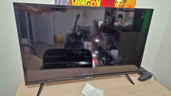 Tv THOMSON 42 pouce Simple Tv THOMSON 42 pouce Simple