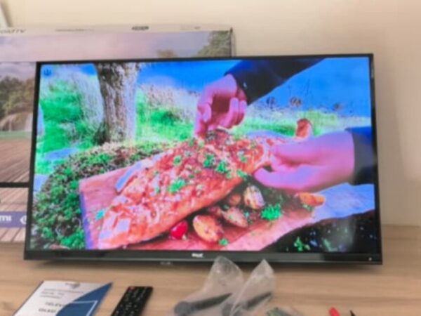 Tv géant 32p Smart Android Frameless Tv géant 32p Smart Android Frameless