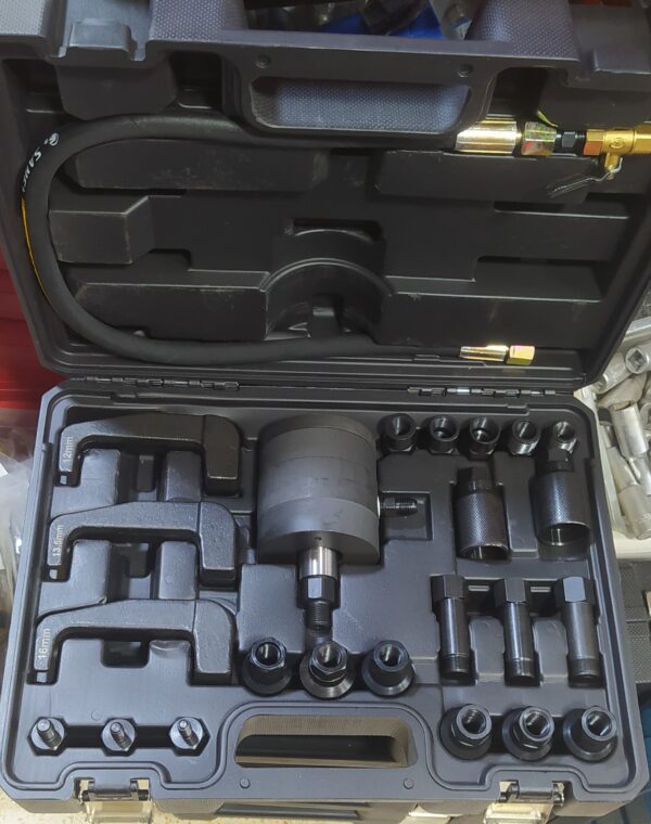 Arraché injecteur extracteur Mercedes Arraché injecteur extracteur Mercedes