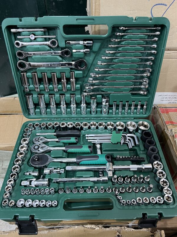 Caisse a outills 151 pcs Caisse a outills 151 pcs