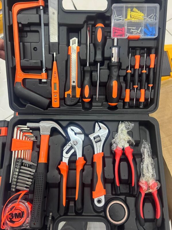 Caisse outils 72 pcs Très utile Caisse outils 72 pcs Très utile