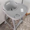 Chaise haute pour enfants, moderne, élégante, robuste et équipée de roulettes
