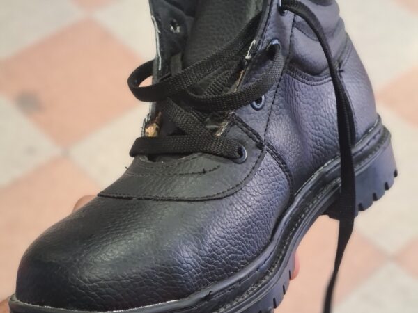 Chaussure de travail BATOGA