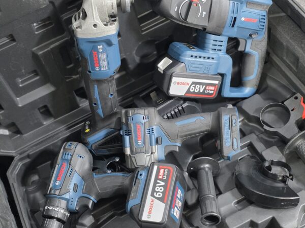 Kit BOSCH 4 en 1 Brushless 68V Kit BOSCH 4 en 1 Brushless 68V
