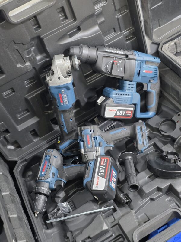 Kit BOSCH 4 en 1 Brushless 68V Kit BOSCH 4 en 1 Brushless 68V