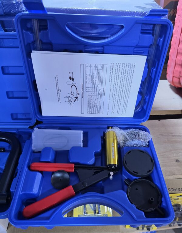 Kit de purge de freins et pompe à vide manuelle 21 pièces Kit de purge de freins et pompe à vide manuelle 21 pièces