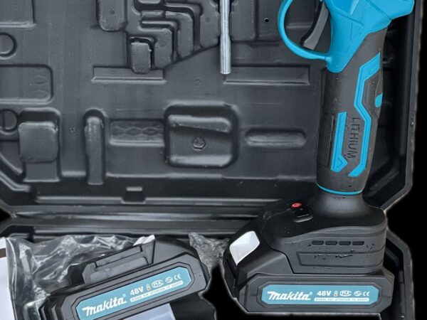 New Secateur makita 48v New Secateur makita 48v