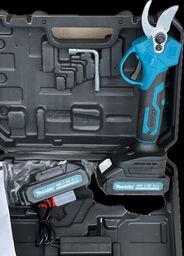 New Secateur makita 48v New Secateur makita 48v