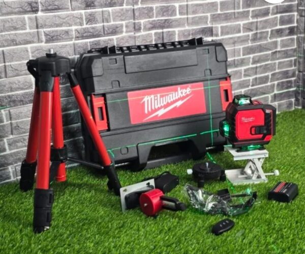 Niveau laser MILWAUKEE 4D Niveau laser MILWAUKEE 4D
