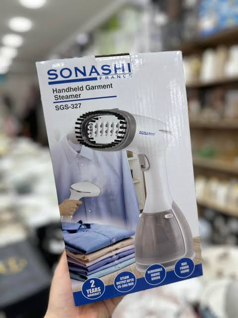Sonashi SGS-327 Defroisseur à vapeur 1500W Sonashi SGS-327 Defroisseur à vapeur 1500W
