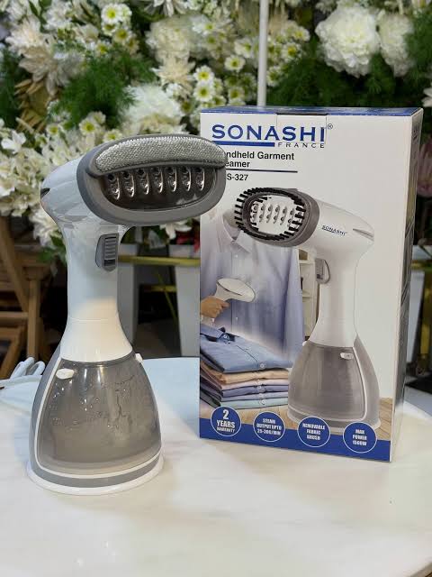 Sonashi SGS-327 Defroisseur à vapeur 1500W Sonashi SGS-327 Defroisseur à vapeur 1500W